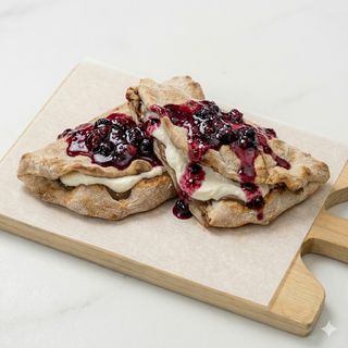 Pinselle mascarpone e frutti di bosco