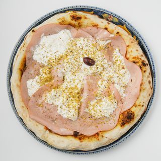 Pizza Mortadela e pistacchio