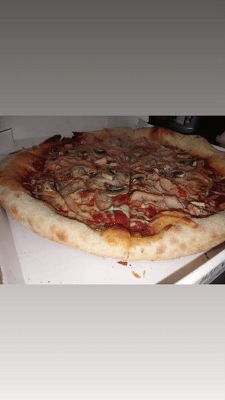 Pizza Capricciosa