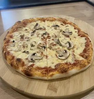 Pizza Funghi