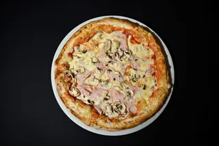 Pizza Capricciosa