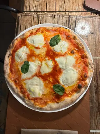 Pizza Margherita