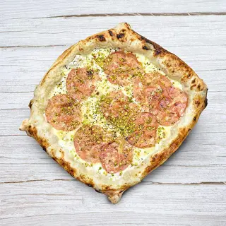 Pizza Mortadella e Pistachio