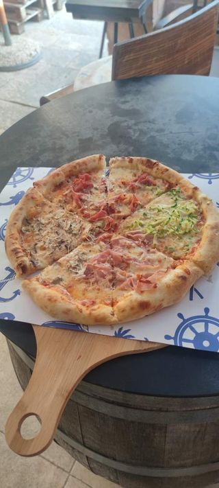 Pizza Quattro Stagioni