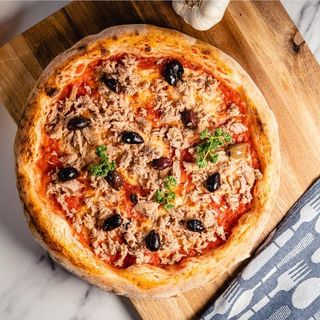 Pizza Tonno