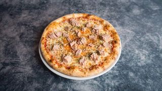 Pizza Tonno