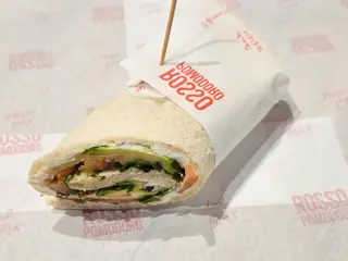 Pizza wrap con verdure e grana Padano Dop