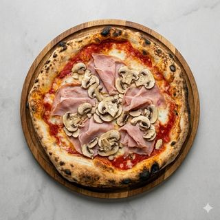 Pizza con prosciutto e funghi