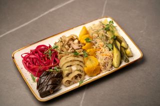 Плато из домашних солений (280г)