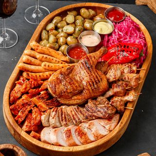 Гриль-ассорти/ Platou Grill