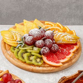 Ассорти фруктов/ Platou de Fructe