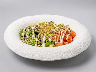 166. Poke salmon