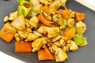 Pollo piccante（辣子鸡）