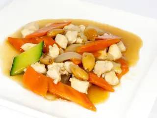 Pollo alle mandorle