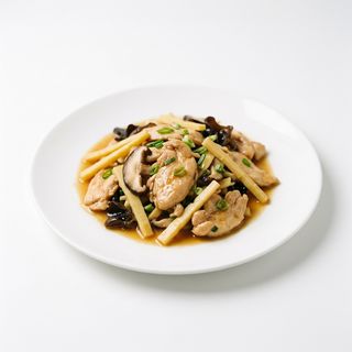 Pollo con bambù e funghi