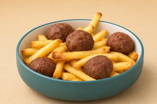 Patate fritte e polpettine