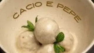 Polpette su crema di cacio e pepe 6 pezzi