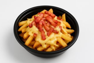 Pomfrit, slanina, kačkavalj