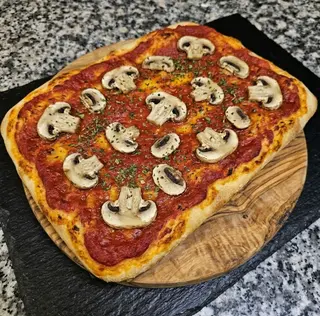Pomodoro e funghi