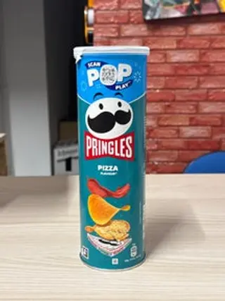 Pringles pizza flavour