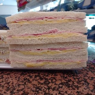 Prosciutto cotto, mozzarella, patate, maionese