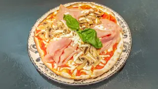 Prosciutto e funghi