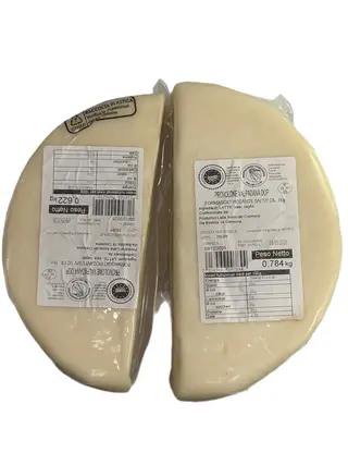 Provola semi piccante valpaolana DOP trancio da 600 g