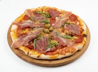 Pizza Pršuta 27 cm