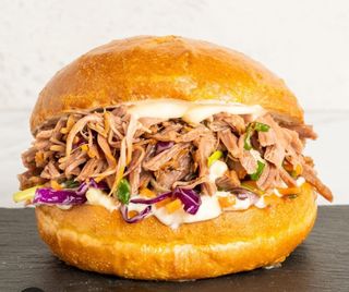 Pulled pork con salsa barbecue