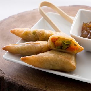 Qmp Vegetable Samosa 30Gm