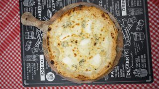 Quattro formaggi pizza