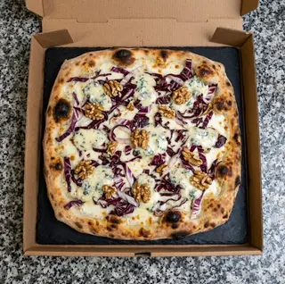 Radicchio, gorgonzola e noci
