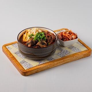 Рамен с курицей (490г)