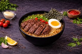 Рамён с говядиной (350г)