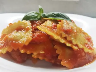Ravioli al pomodoro