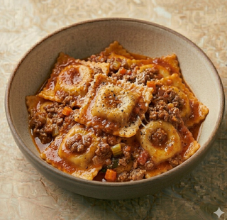 Ravioli di carne e ragù