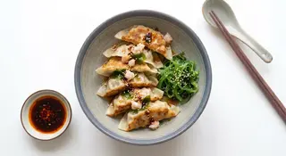 Ravioli di maiale alla piastra 