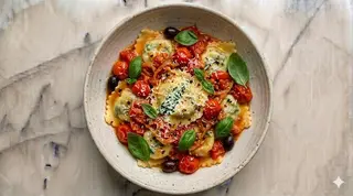 Ravioli ricotta e spinaci con pomodoro fresco