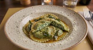 Raviolo maremmano burro e salvia