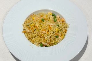Riso con gamberi（虾炒饭）