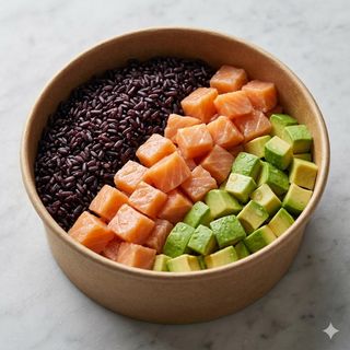 Riso venere salmone e avocado