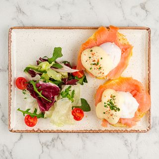 Jaja Royale s lososom