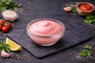 Розовый соус фирменный (20г)