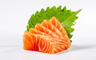 S1. Sashimi salmone