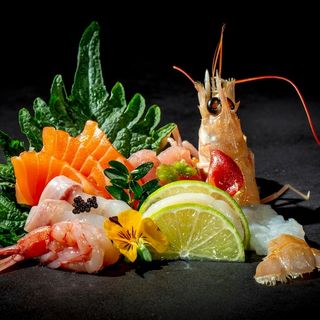 S4. Sashimi misto special