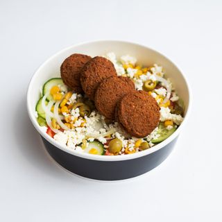 Salata Falafel
