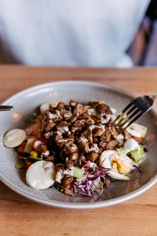 Pileće krilce sa kajmakom