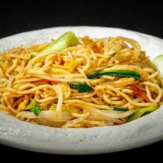 SPA010. Ramen saltati con verdure