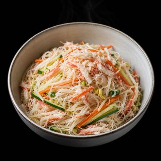 28b. Spaghetti di riso con polpa di granchio