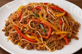 24. Spaghetti di soia in salsa piccante